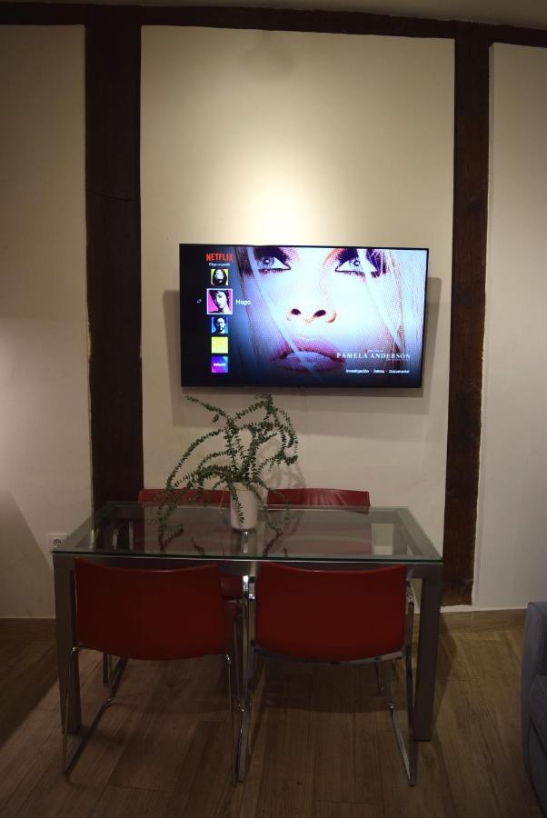 Opera Suites Fidelio , Cozy Studio In The Very Center Of מדריד מראה חיצוני תמונה
